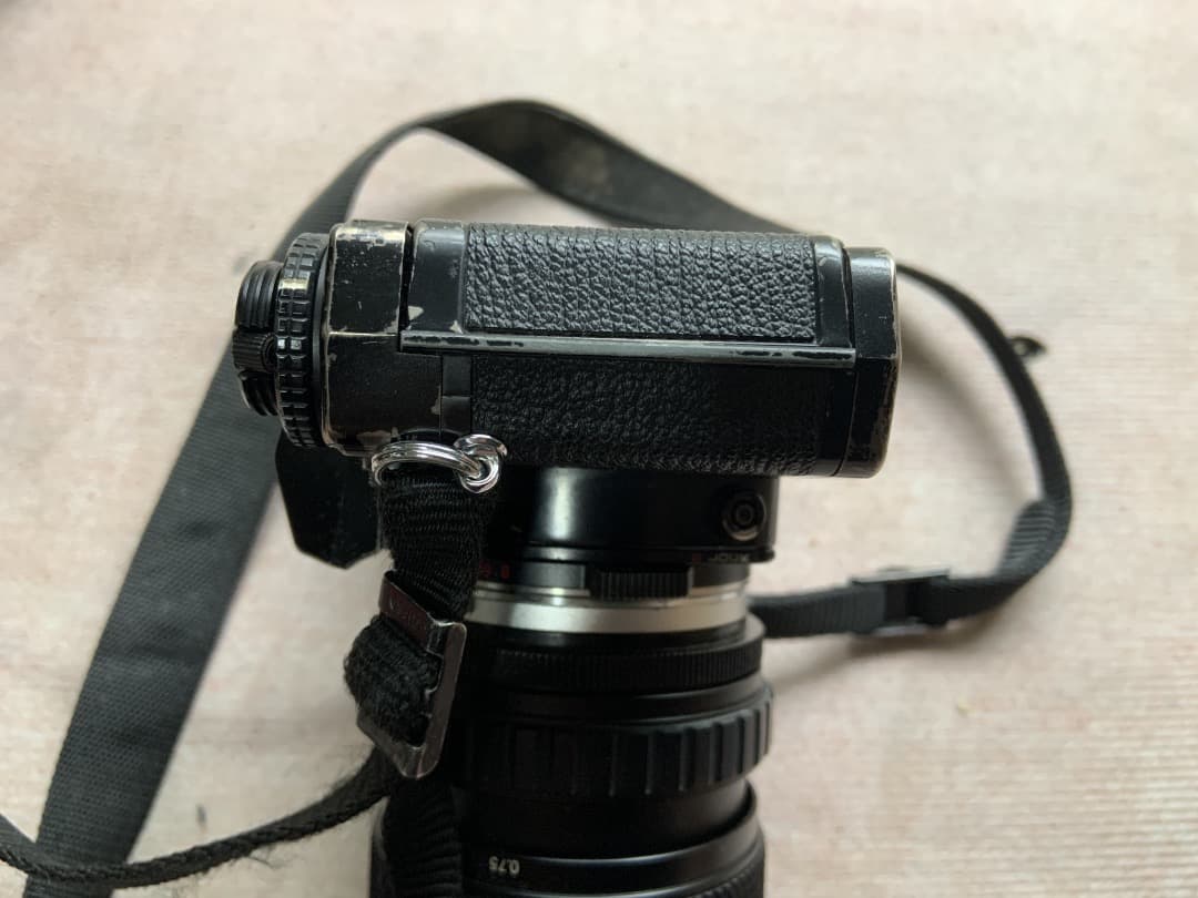 OLYMPUS OM-4 Ti 一眼レフカメラ　チタン