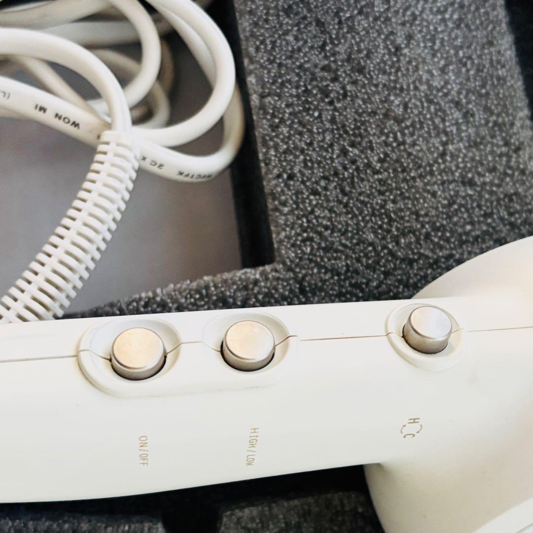 クレイツ ホリスティックキュア ドライヤー モイストプラス　CCID-P02W