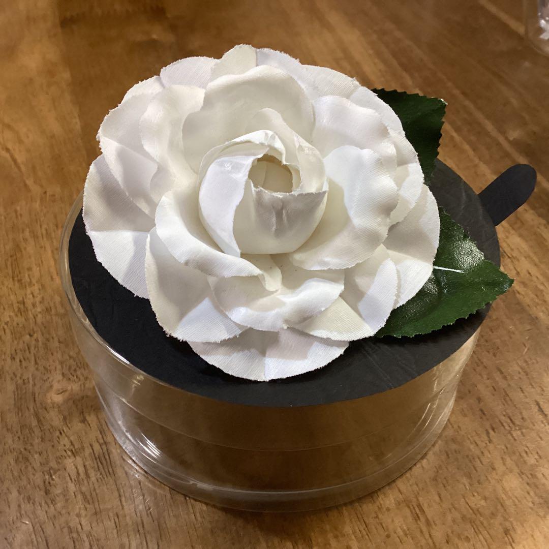 フランス パリ レジュロン＊コサージュ＊シャネルのカメリア＊ディオール