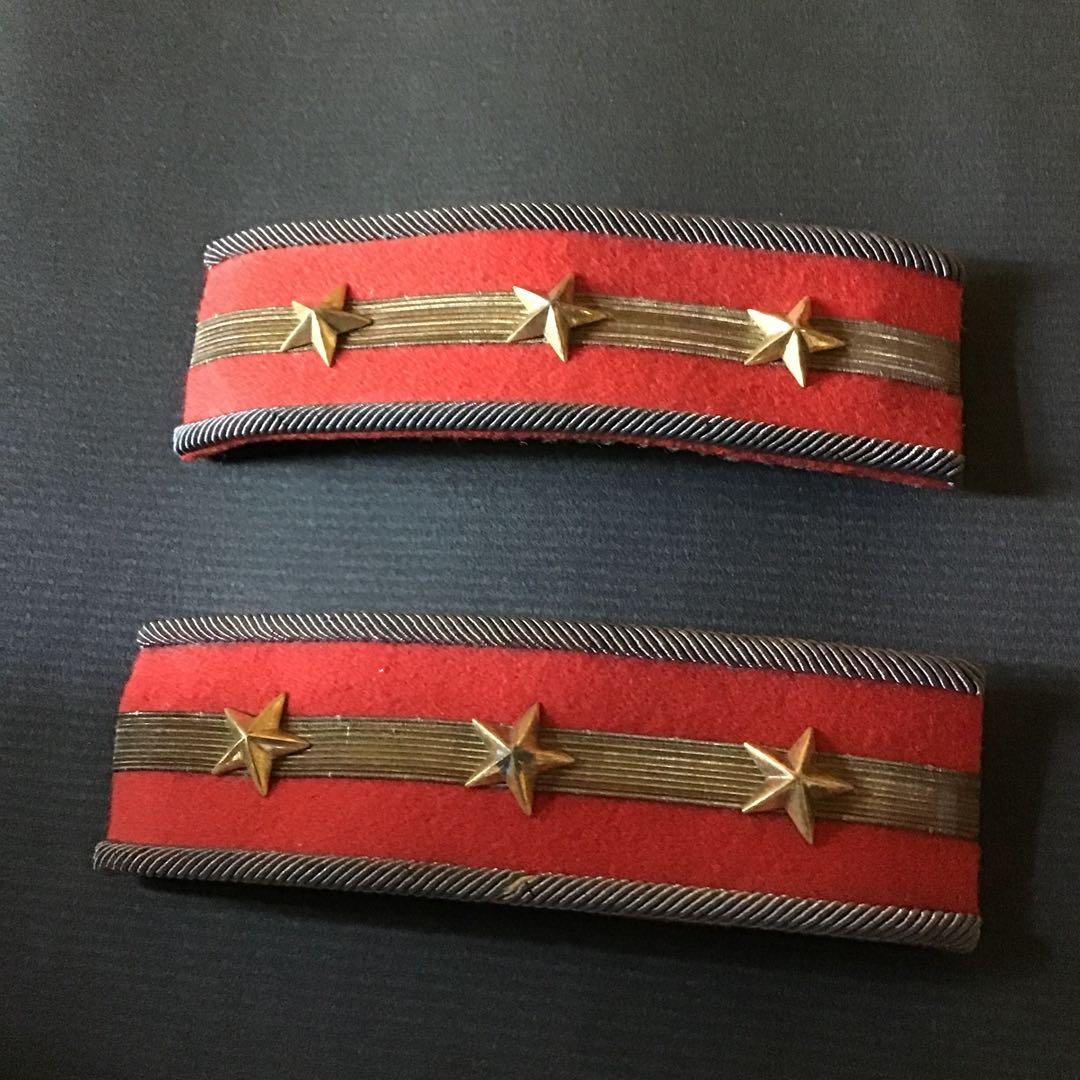 日本陸軍大尉　肩章　当時物　　タ1