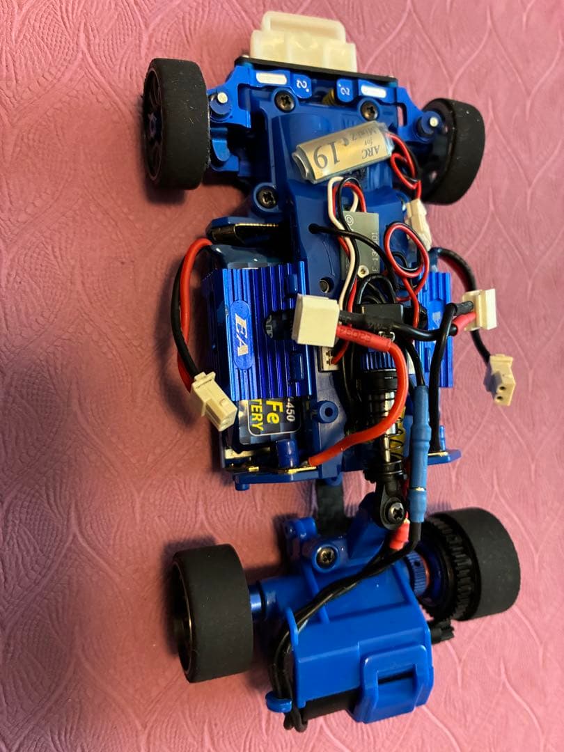 京商ミニッツ旧タイプ、ASC、充電器、バッテリー、交換用パーツなど