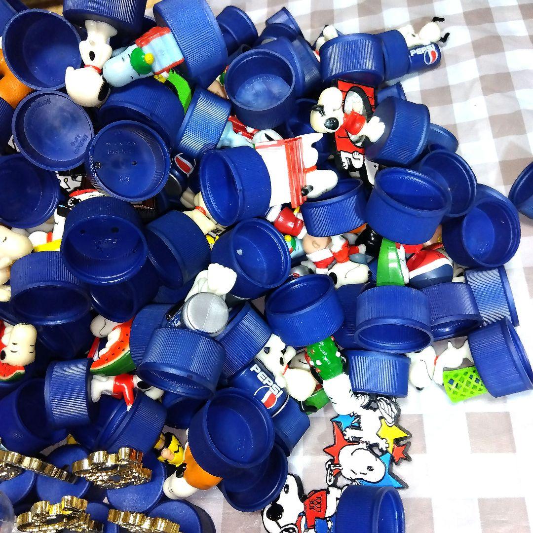 スヌーピー　ボトルキャップ　フィギュア　シークレットあり　大量　まとめ売り