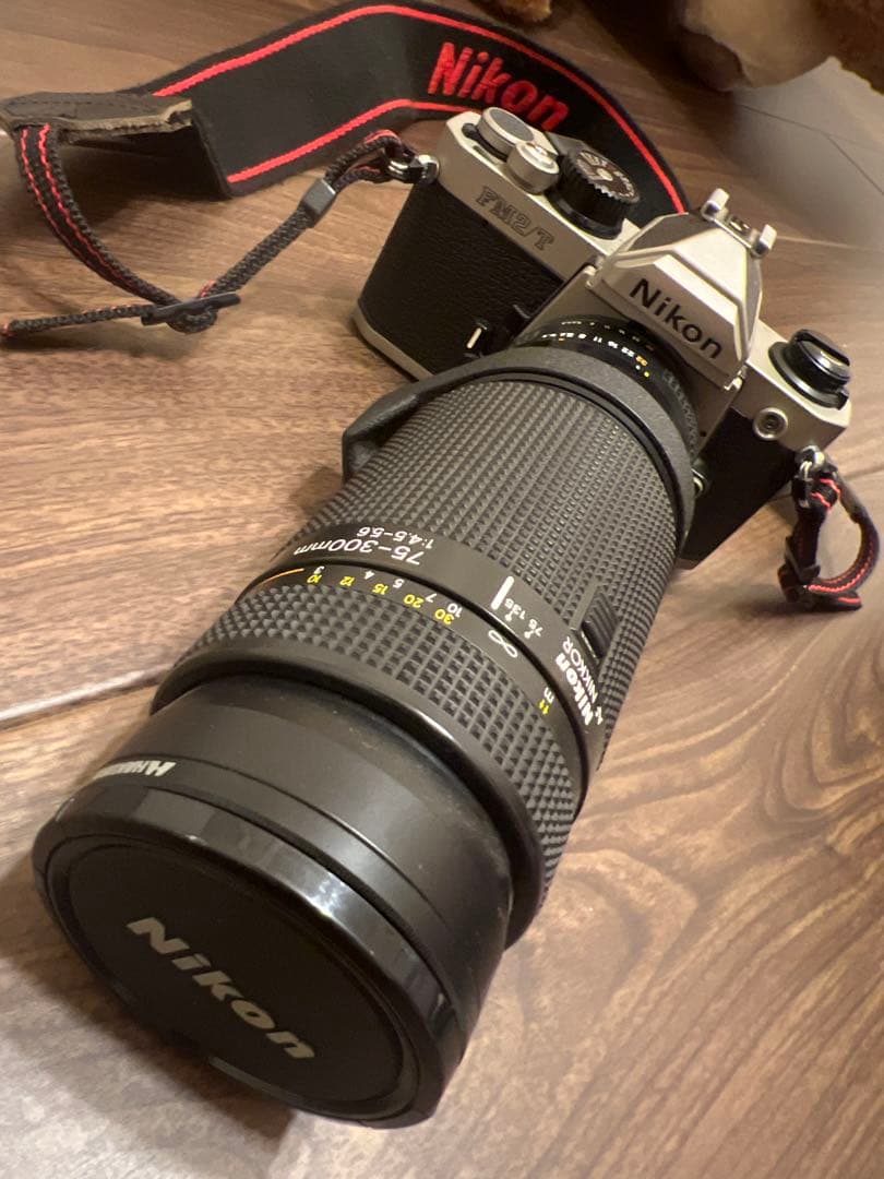Nikon FM2/T ＋NIKKOR 75-300mm ※巻き戻しクランク欠品