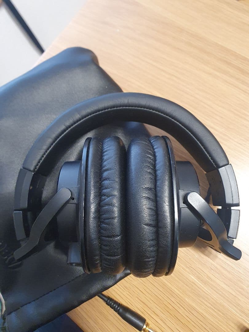ヘッドホン Audio-Technica professional ATH-M40X