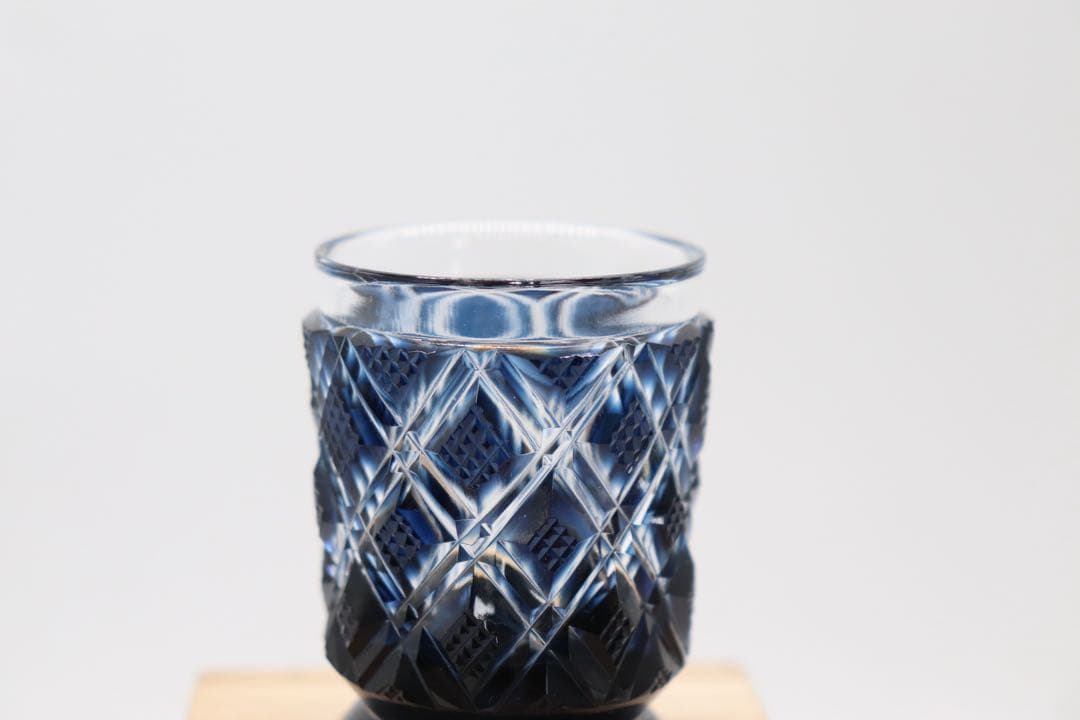 未使用　薩摩切子ガラス　共箱　送料込み250525