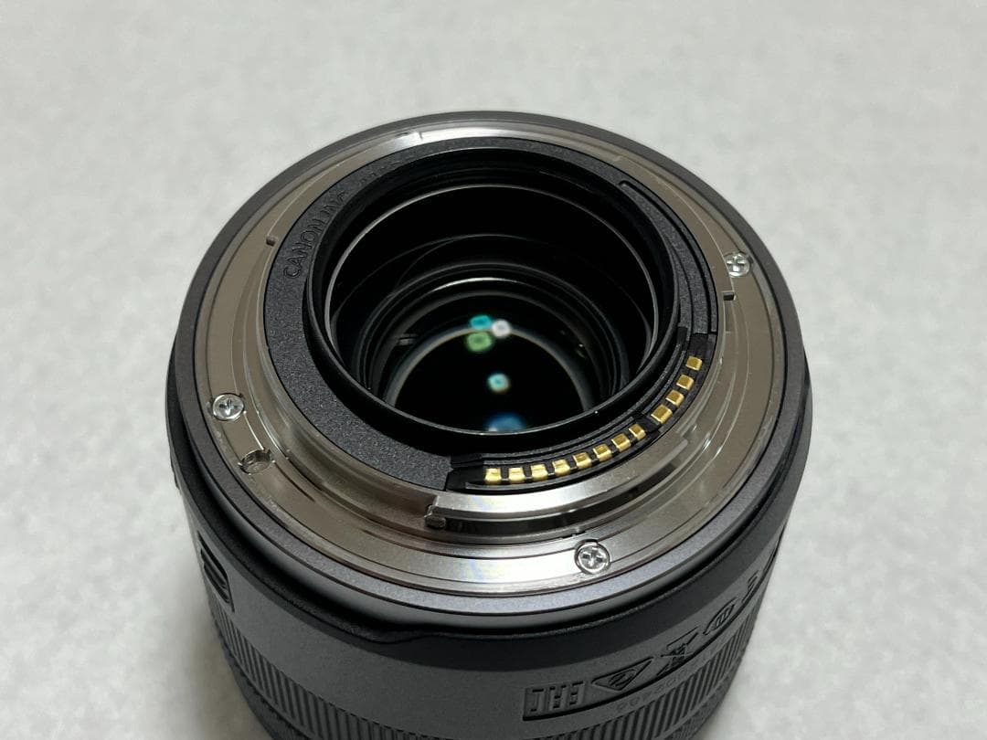 【美品】Canon RF35mm F1.8 マクロ IS STM