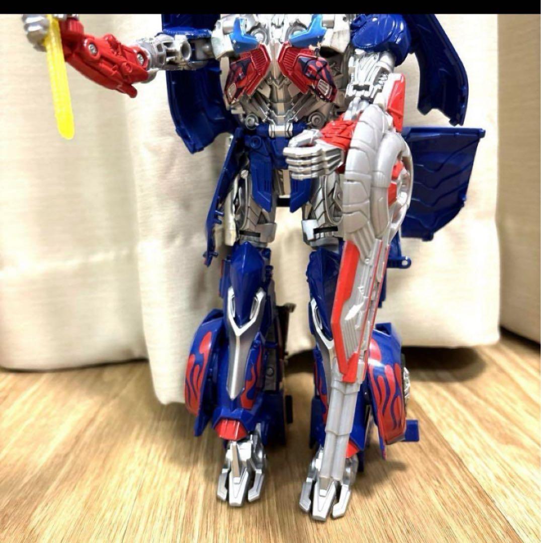 【 美品⠀】 トランスフォーマー オプティマスプライム フィギュア 変身 箱付き
