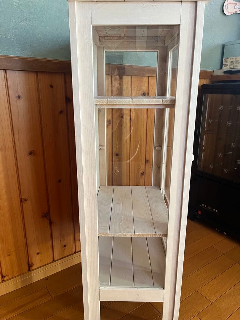 アンティーク　ホワイトガラス扉キャビネット