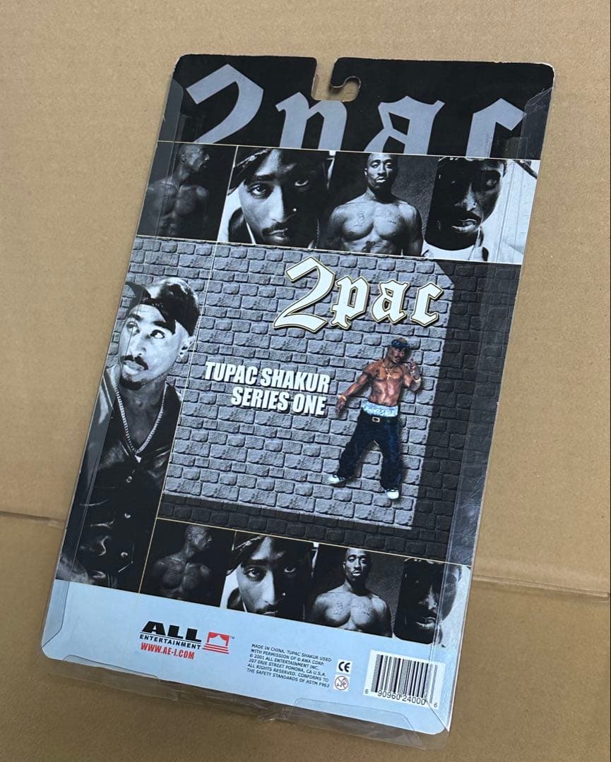 激レア 2PAC SHAKUR 2パック シャクール フィギュア　新品未開封