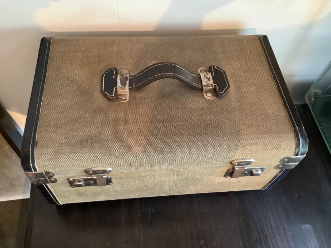 イタリア　アンティーク　バニティーケース　マセラティ　フェラーリ　フィアット