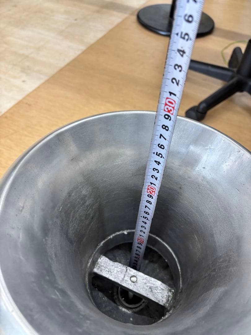 フラワーベース 2個セット　中古　アンティーク　置物