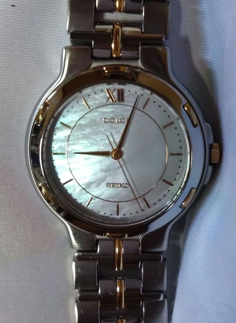 セイコー　ドルチェ　シェル文字盤　美品！①
