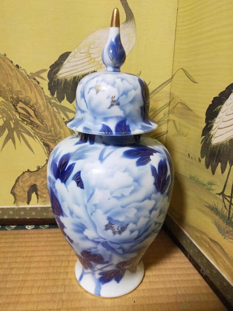 深川製磁　染付金彩牡丹図　冠付飾壷　花瓶　花生け　古美術　時代物