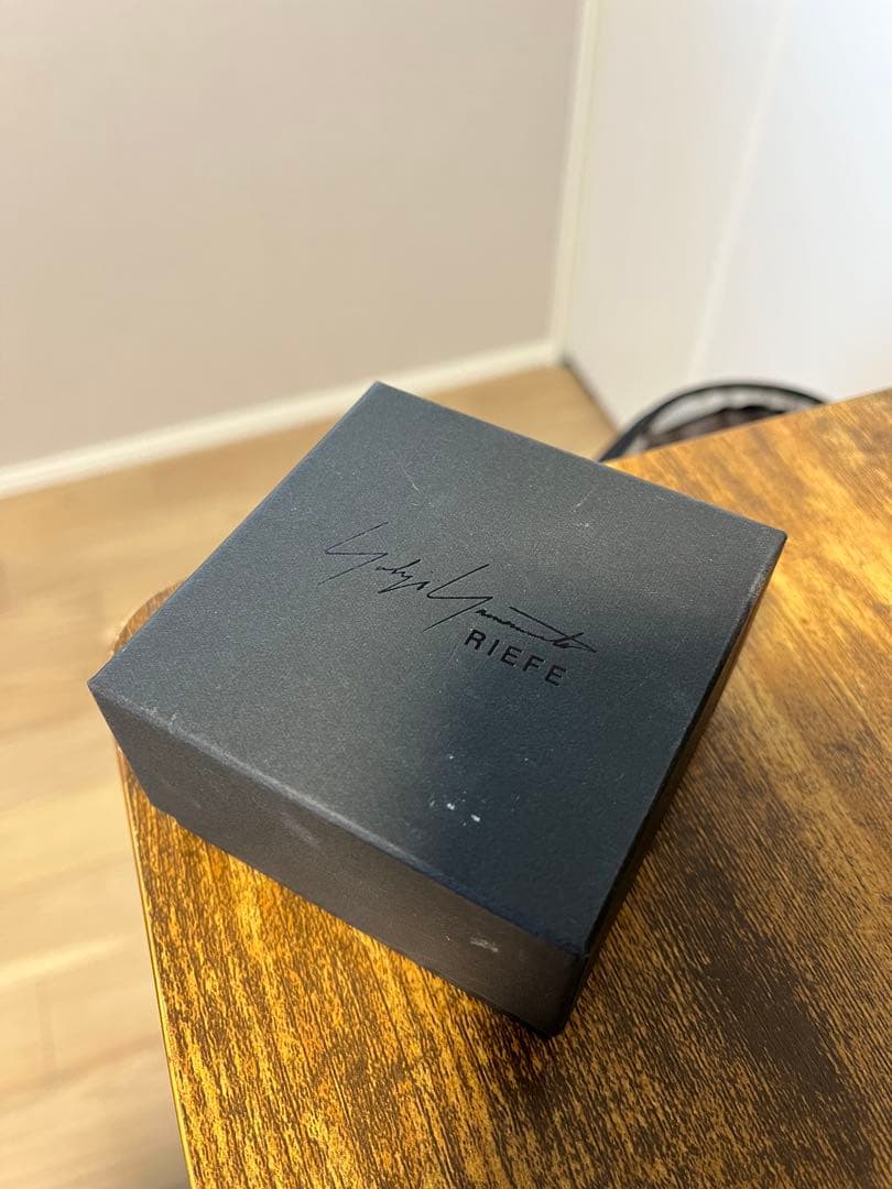 【正規品/未使用】Yohji Yamamoto デザインブローチ