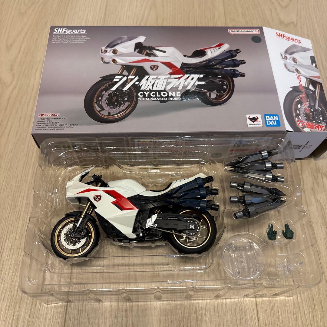 shフィギュアーツ　シン仮面ライダー
