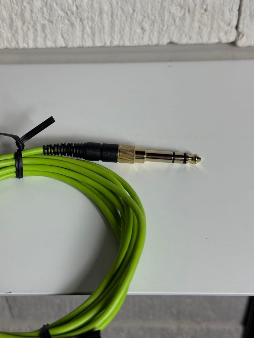 AKGクインシー・ジョーンズ・シグネチャー・ライン Q701