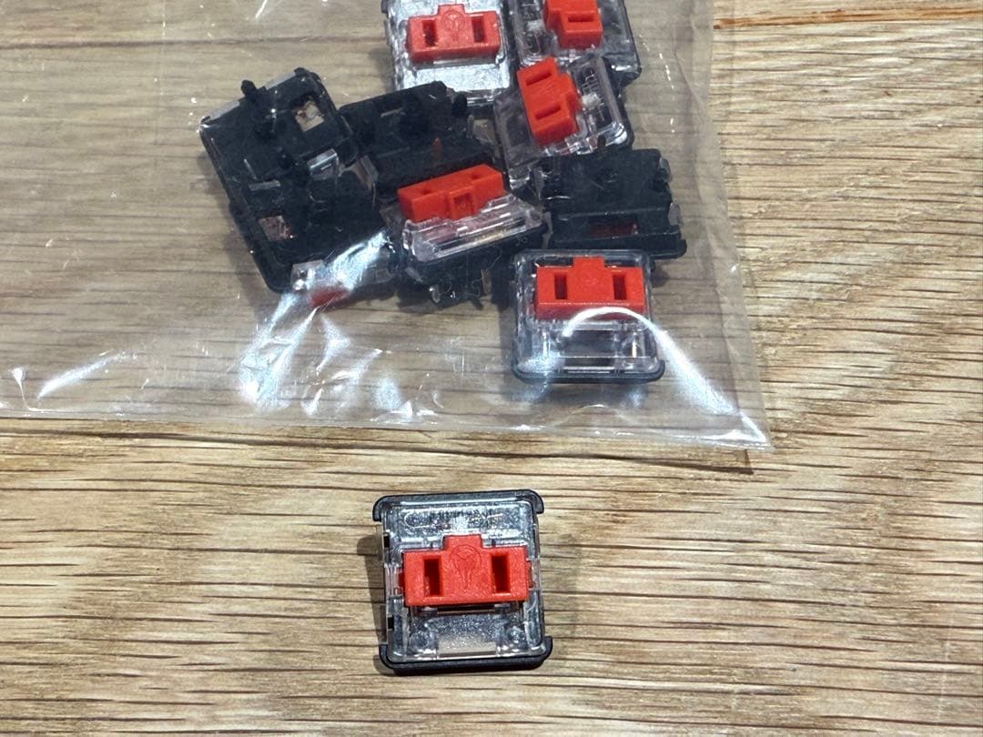 Keychron K1 USキーボードBluetooth＋有線　テンキー付　赤軸