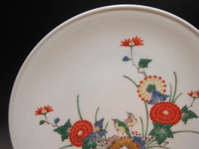 ☆　14代柿右衛門　錦花鳥文皿　目をひく一品です☆y435