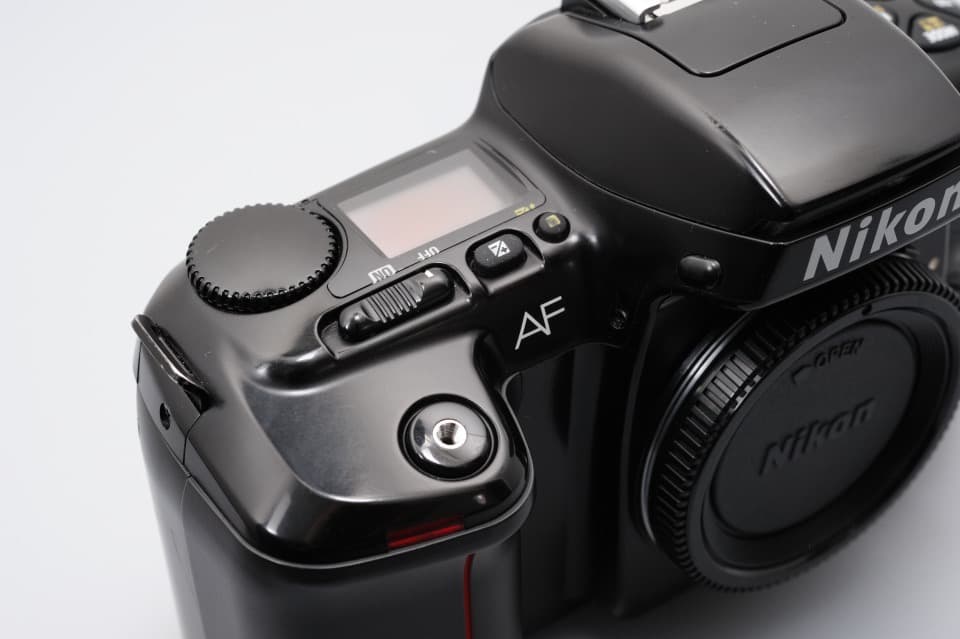 Nikon F-601 撮影可能現役機 + AF 50mm/F1.4D セット