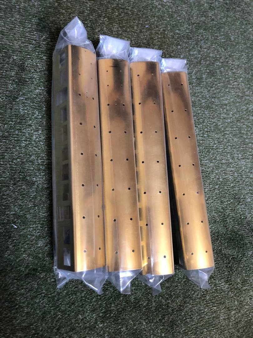 谷川製作所　名鉄3900系車体バラキット4両入りセット台車、床下器具付き