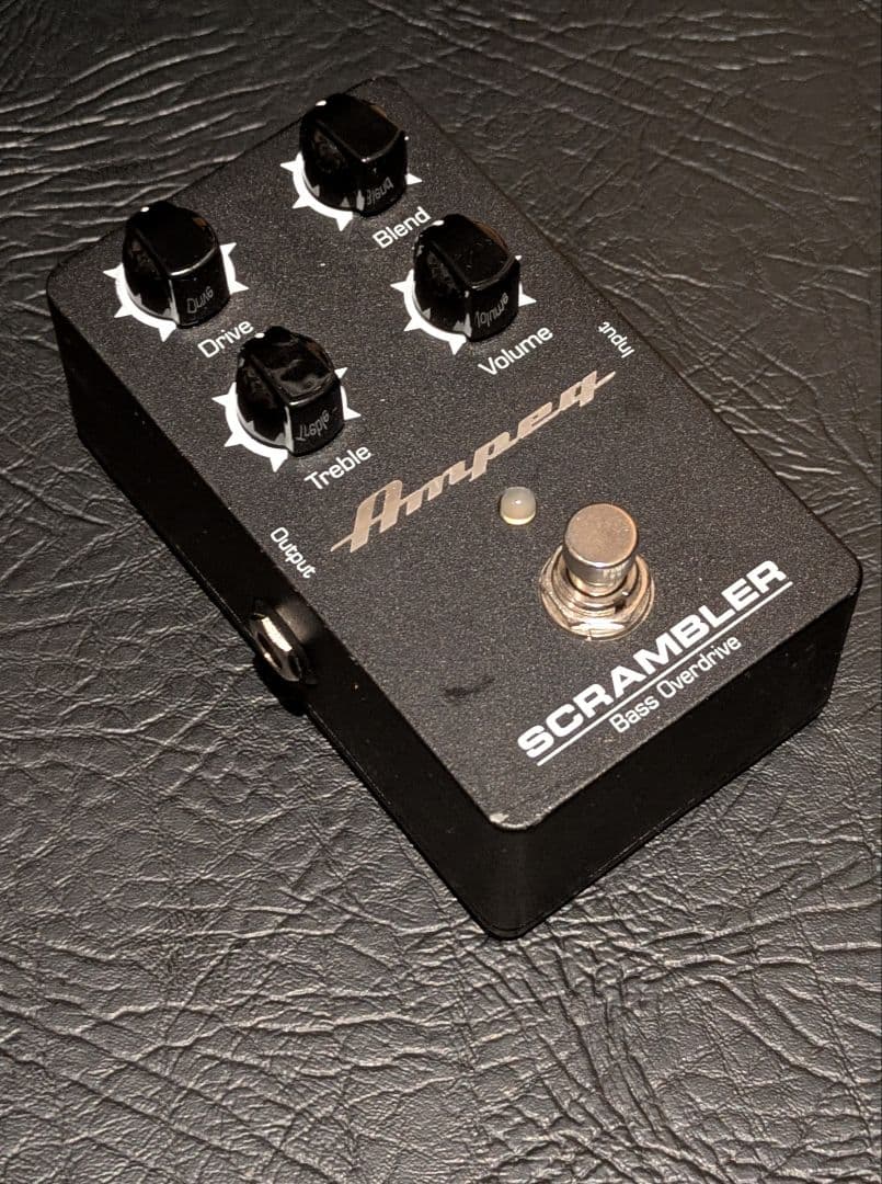 Ampeg SCRAMBLER ベース　オーバードライブ　エフェクター