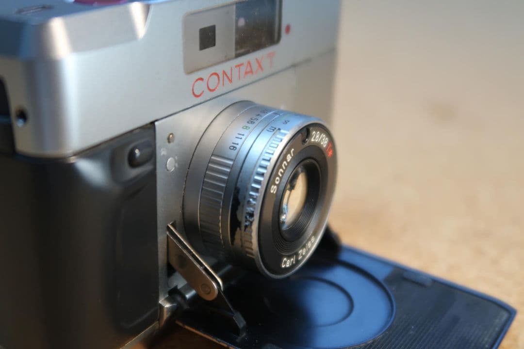 CONTAX T　 動作せず！　京セラコンタックス　フィルムカメラ　ストロボ付