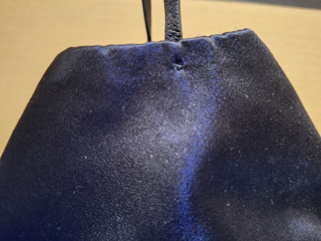 美品 シルクPRADA 黒 リングハンドル パーティーバッグ