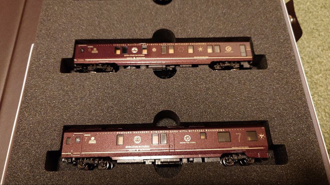 KATO Nゲージ クルーズトレイン「ななつ星in九州」 8両セット