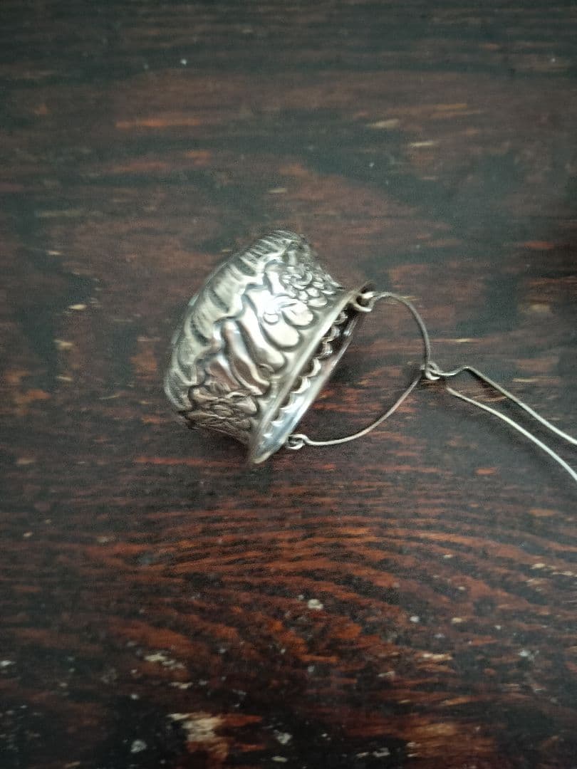 イギリスアンティーク銀の茶濾し