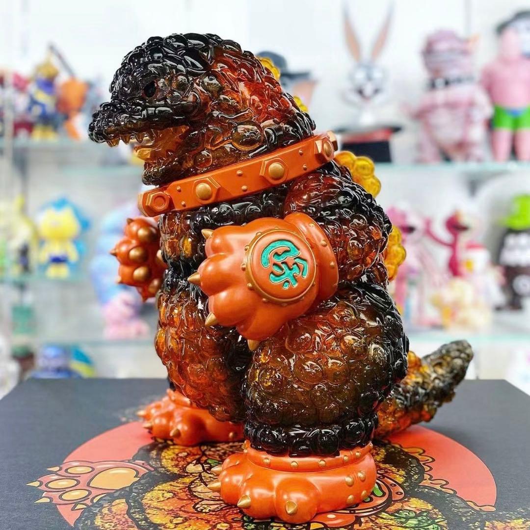 紅蓮・百猫　全身版　モンスター　特撮　怪獣　フィギュア　ソフビ　アートトイ