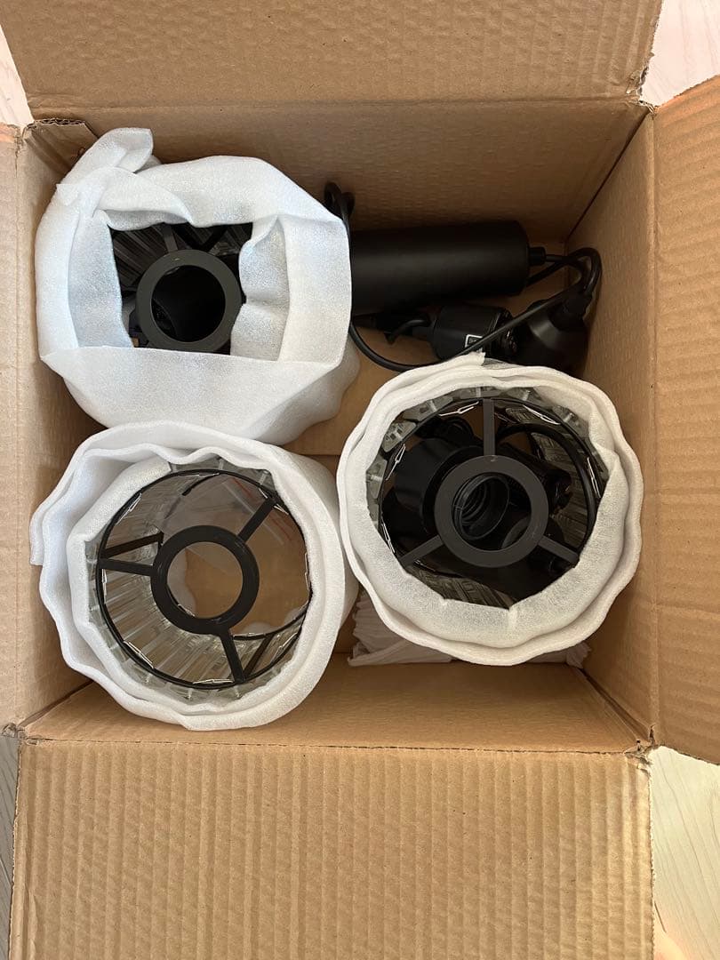 (専用)モダン 3灯ペンダントライト クリア・ブラック