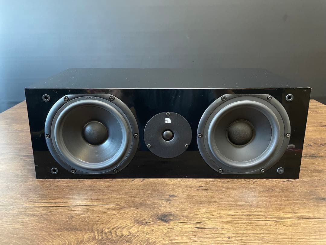 センタースピーカー audio pro black vector