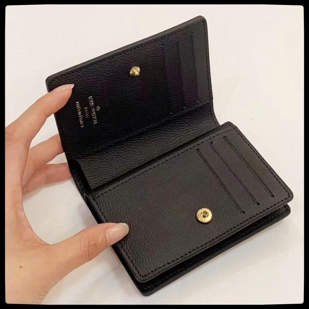 【 箱付き】 二つ折り財布 ブラック