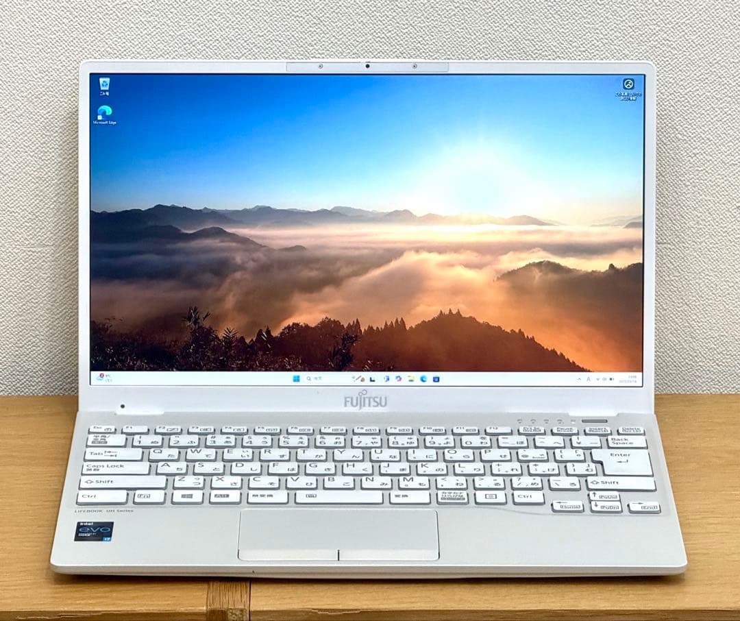 Windowsノート本体 Fujitsu LIFEBOOK UH90/E3 i7/16GB/512GB