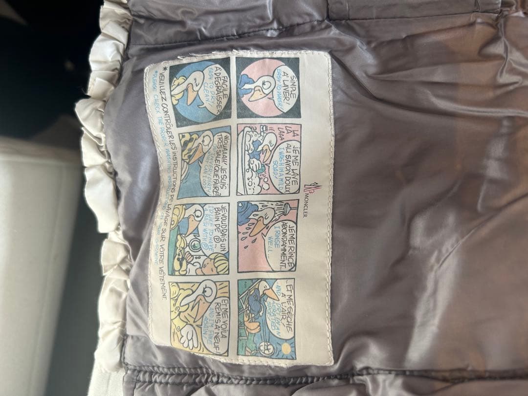 モンクレール ダウン　キッズ　9-12m