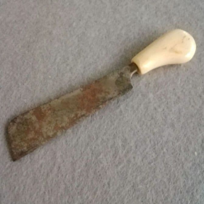 逸品　身嗜み道具②懐中道具　江戸期　明治時代　骨　鉄地　大奥　和骨董アンティーク