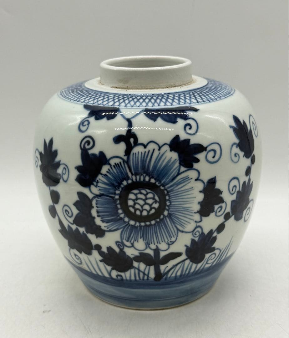 中国　清時代　染付　花卉紋壺　送料込み251020