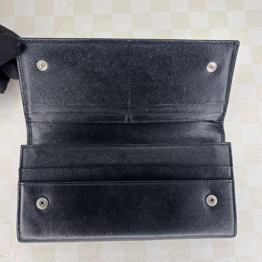 極美品　PRADA プラダ　長財布　二つ折り　M88