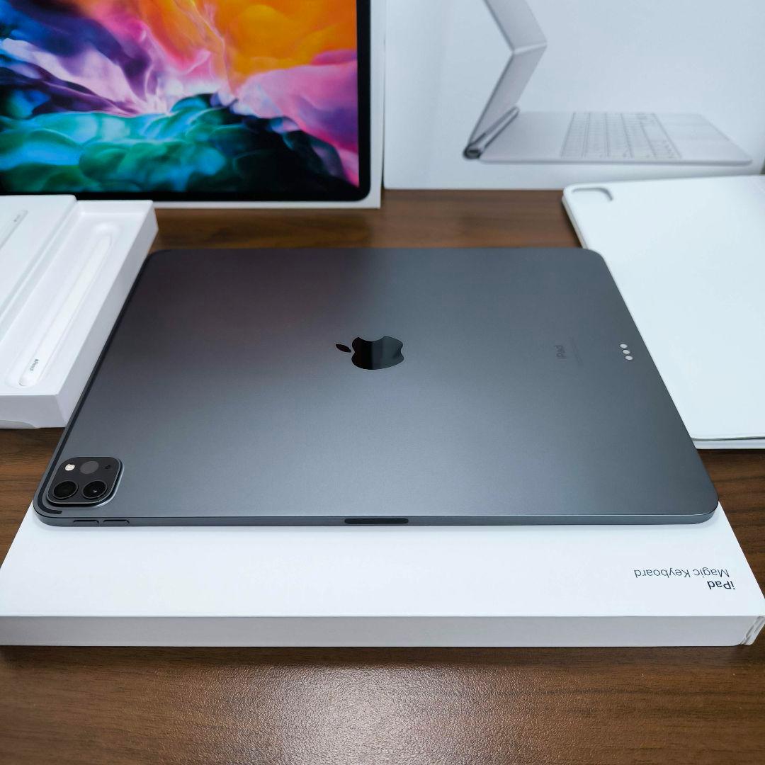 iPad Pro 12.9第4世代 Magic Keyboard Pencil