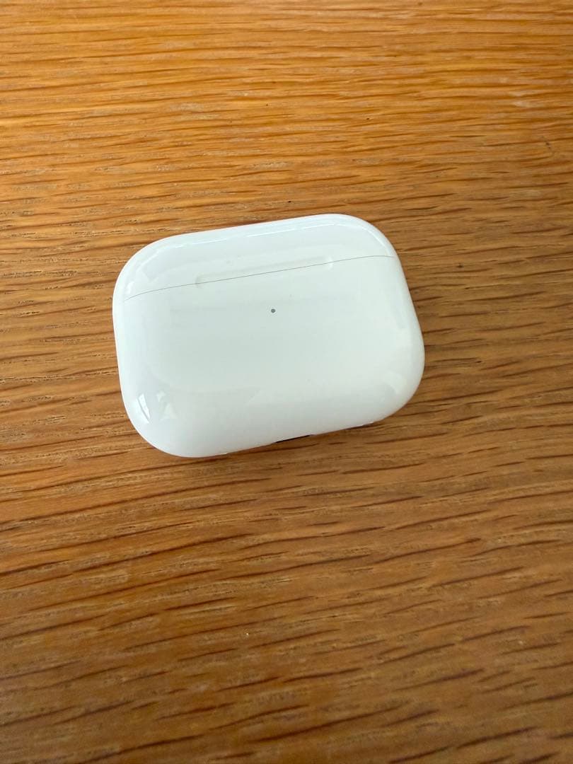 大人気！AirPods Pro (第2世代) 本体　動作確認済み