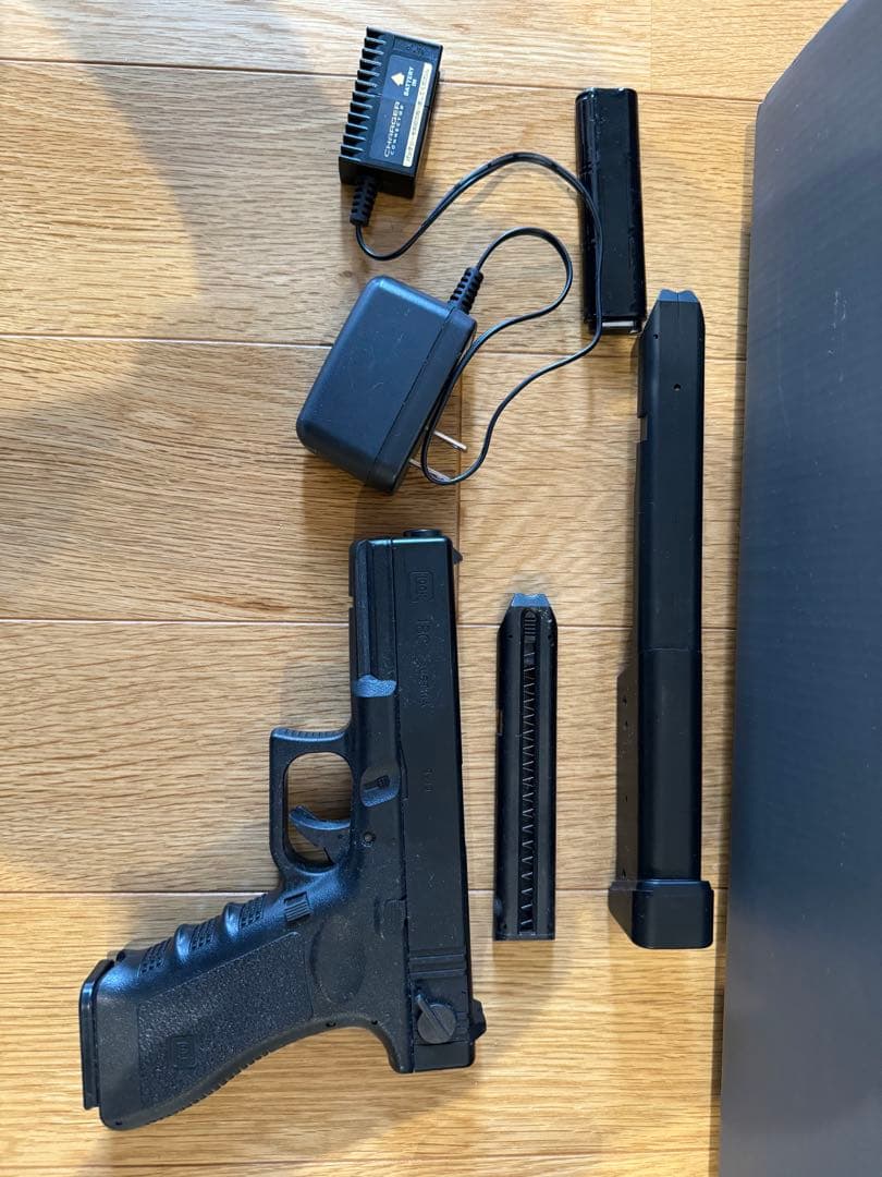 東京マルイベース　AP3 AR-15 & Glock ハンドガン セット