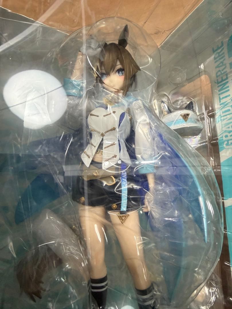 た*べ様 ウマ娘　シュヴァルグラン　フィギュア　未開封品