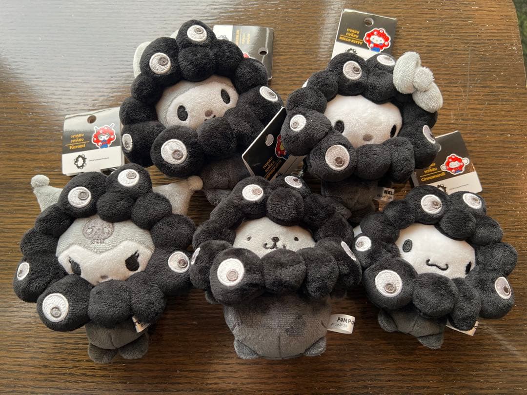 サンリオ ミャクミャクなりきりぬいぐるみ （BC） 黒　5種セット