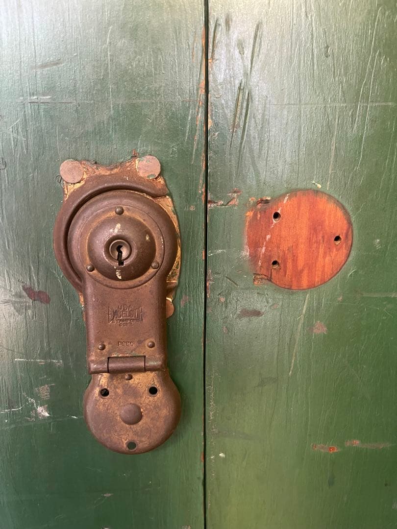 DRUM& BUGLE CORPSアンティーク衣装ケースUSA