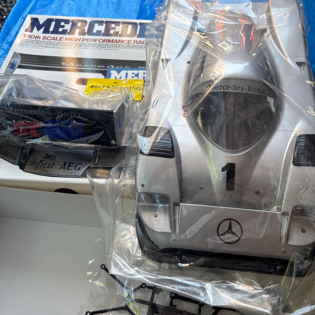 TAMIYA Mercedes-Benz C11 完成ボディとベアリング付き