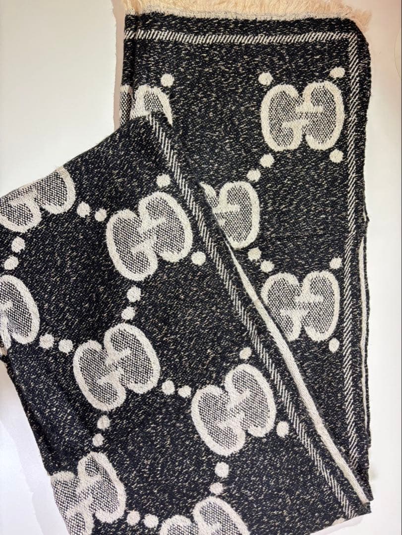 GUCCI グッチ GG柄 大判ストール ショール ブラック×アイボリー ウール