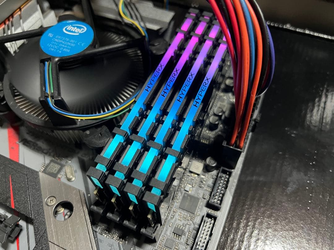 Kingston Hyper X RGB DDR4 3200 32GB セット