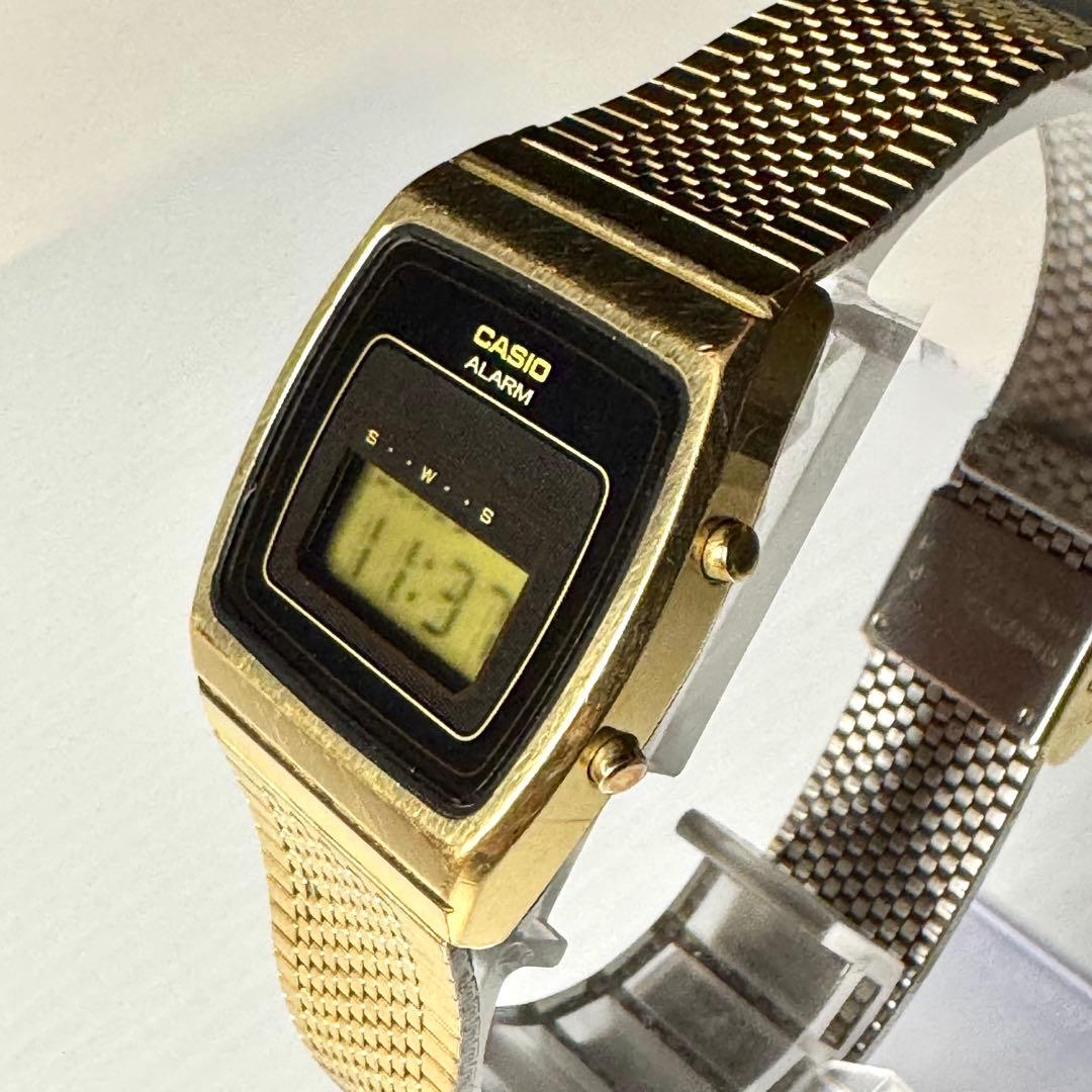 CASIO 腕時計 カシオトロン 59CGS-33 ゴールド デジタル クォーツ