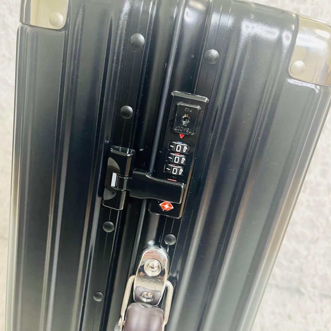 新品 KROEUSクロース オールアルミ合金 スーツケース キャリーバッグ 黒