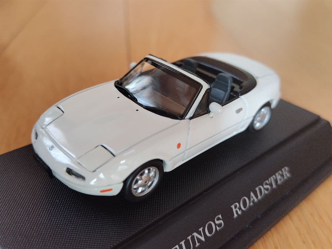 EBBRO「EUNOS ROADSTER」